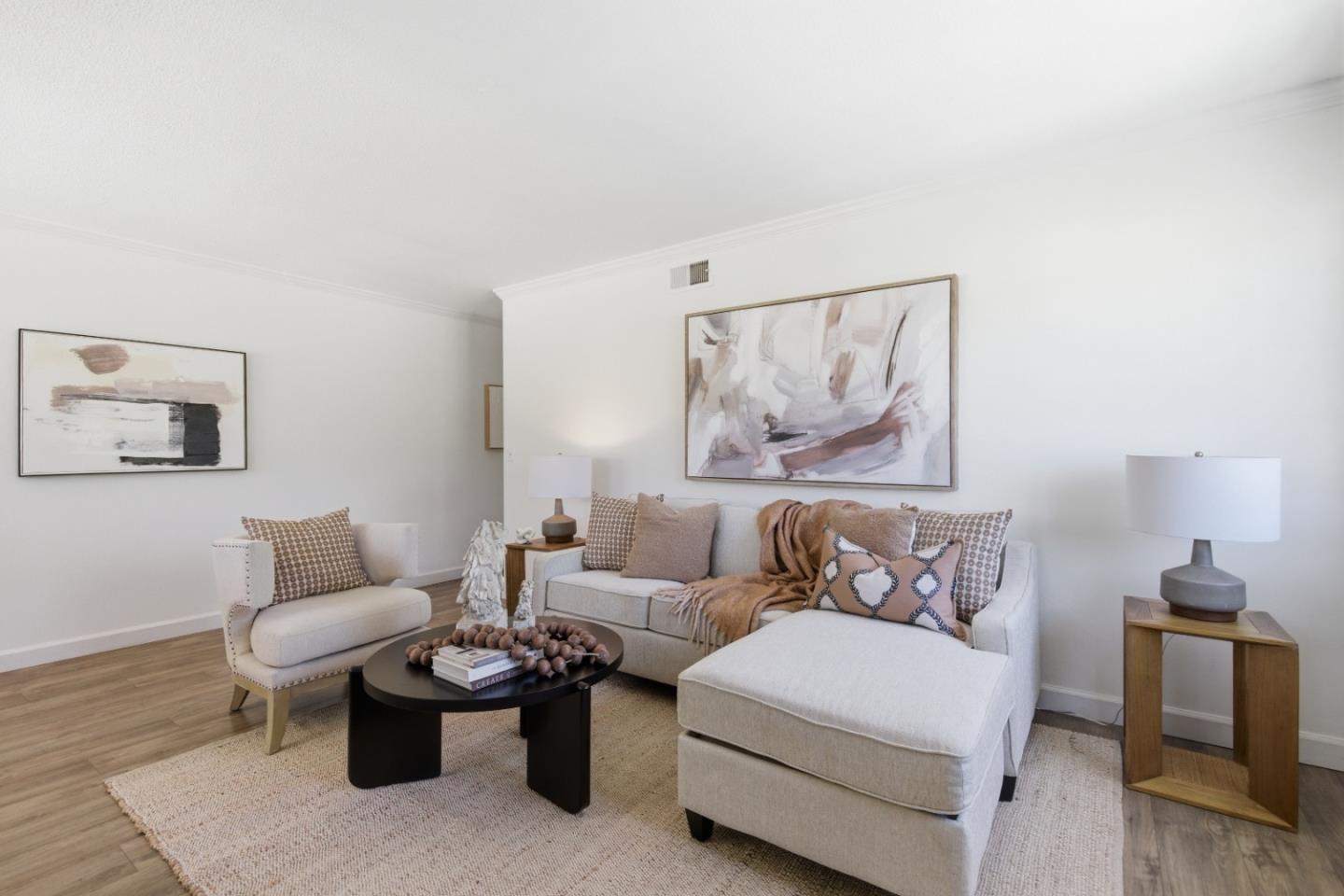 Photo #3: ML82044526 Listing: Photo #3