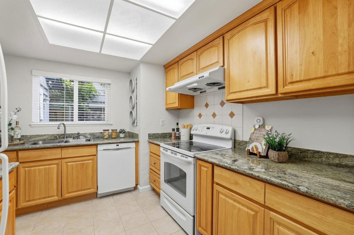 Photo #12: ML82044530 Listing: Photo #12