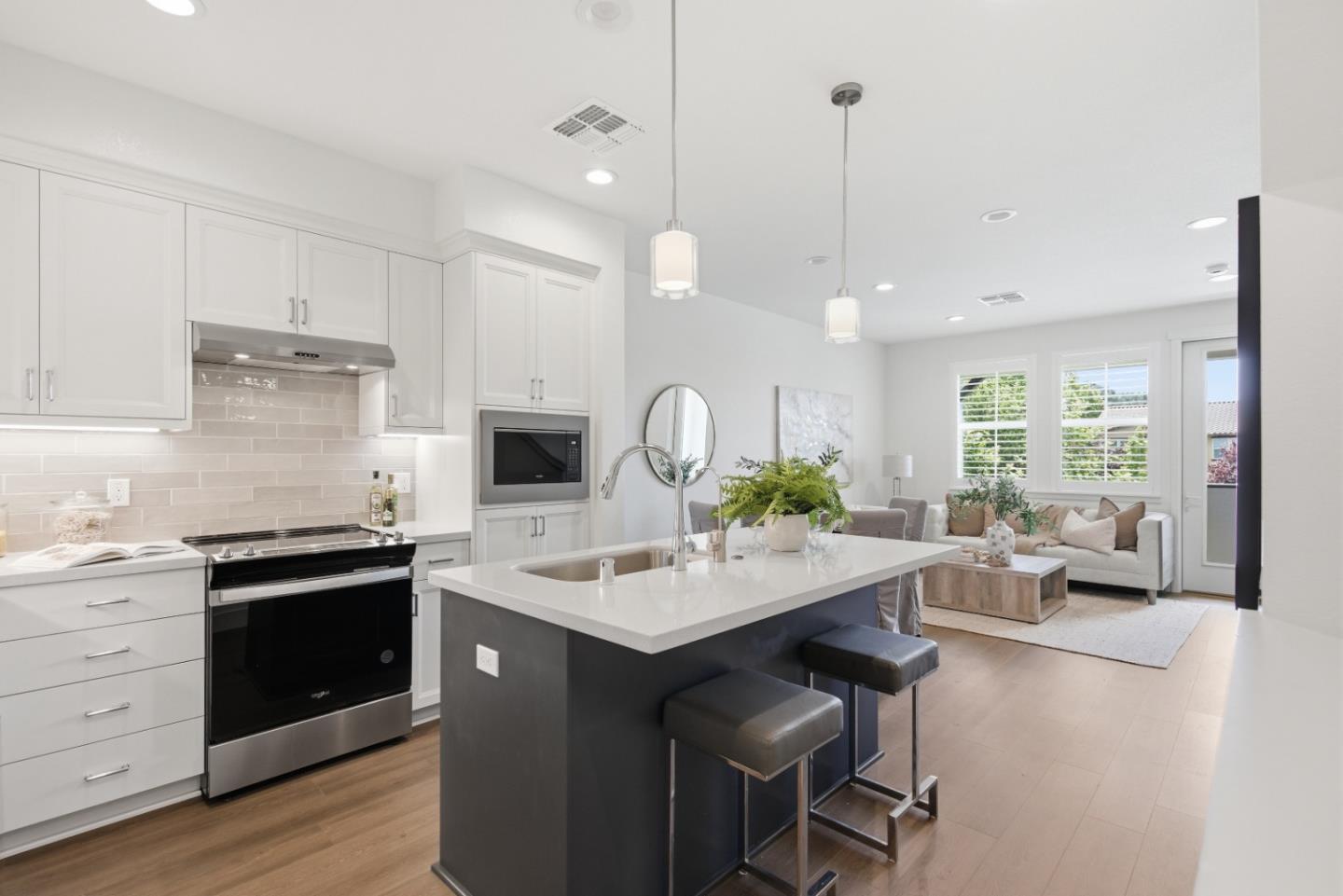 Photo #3: ML82044532 Listing: Photo #3