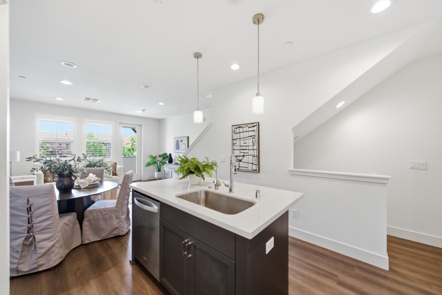 Photo #5: ML82044532 Listing: Photo #5