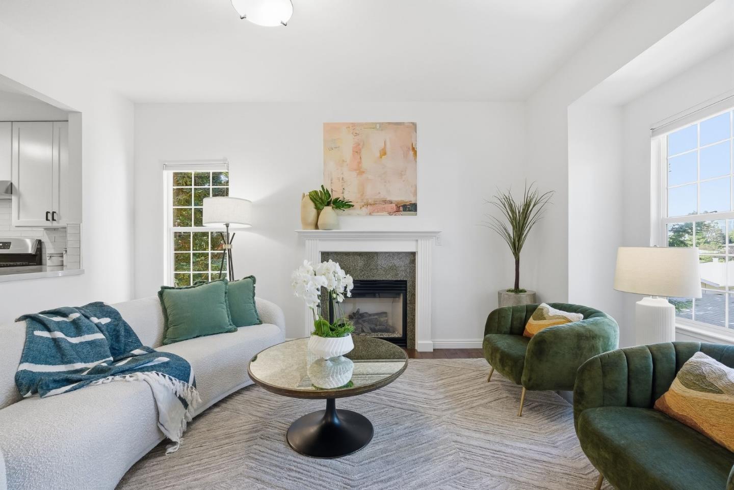 Front Image Thumbnail for ML82044534