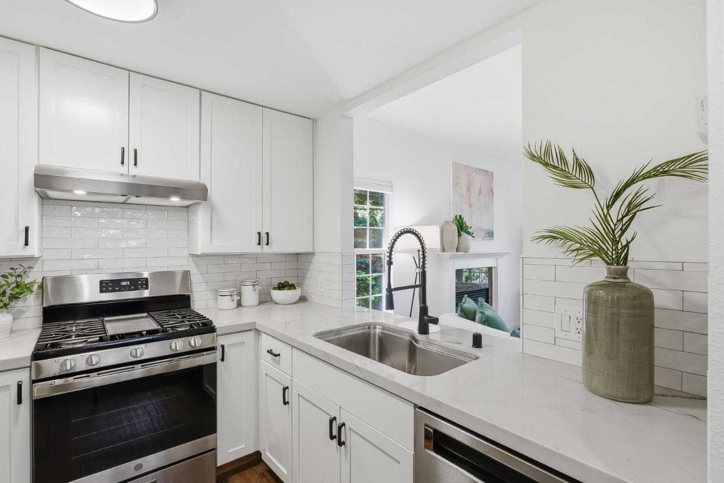 Photo #7: ML82044534 Listing: Photo #7