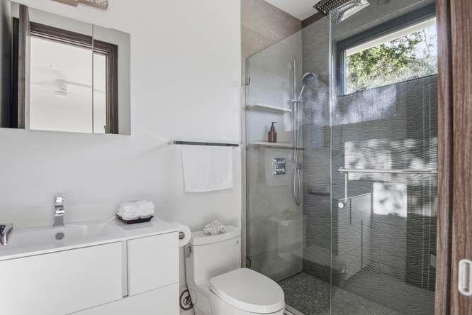 18800 Saratoga Los Gatos Road, Los Gatos, CA, 95030
