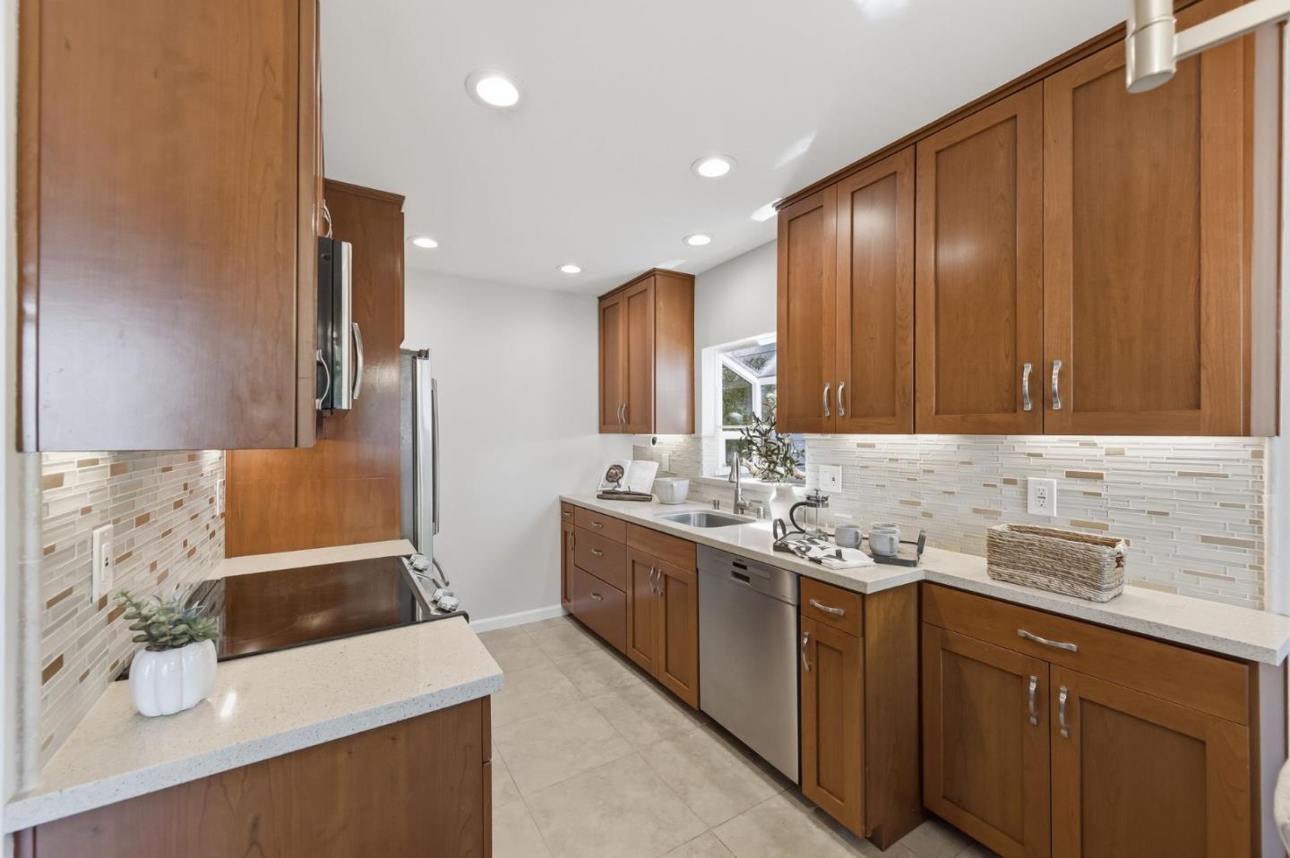 Photo #7: ML82044557 Listing: Photo #7