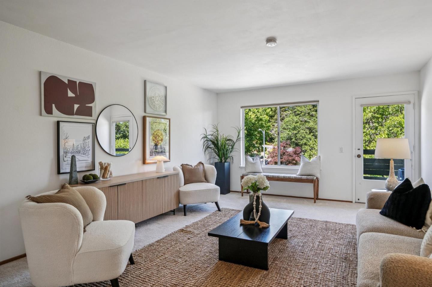 Front Image Thumbnail for ML82044558