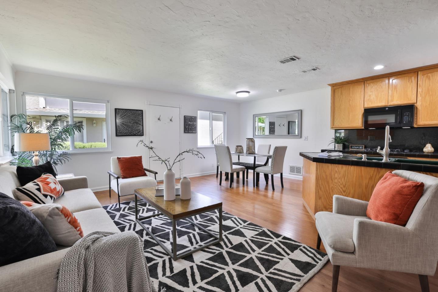 Photo #1: ML82044561 Listing: Photo #1