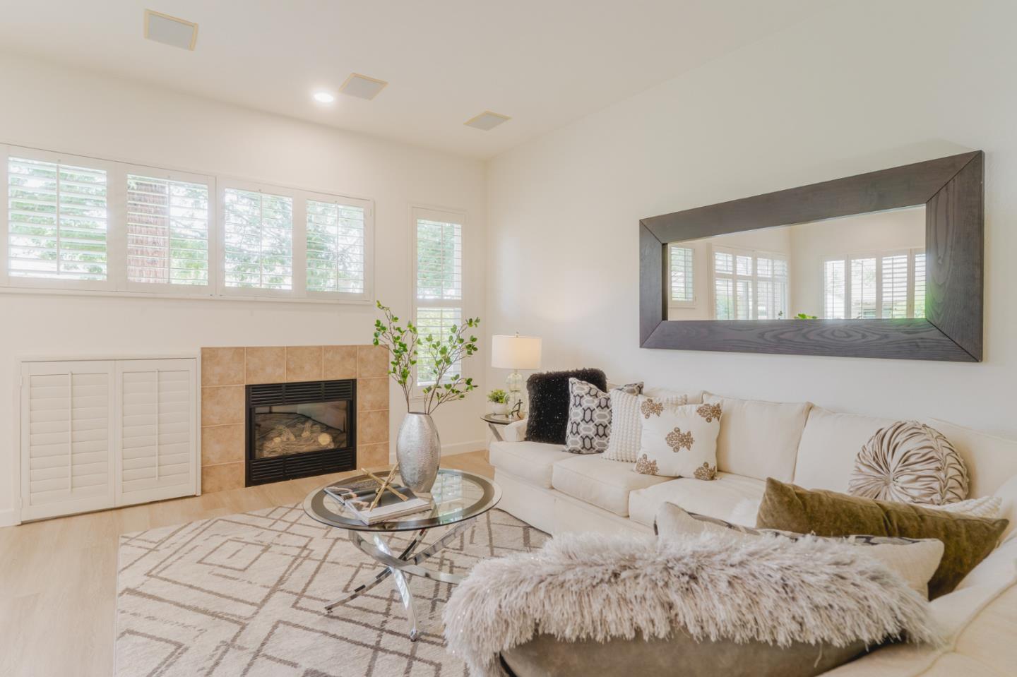 Photo #23: ML82044577 Listing: Photo #23