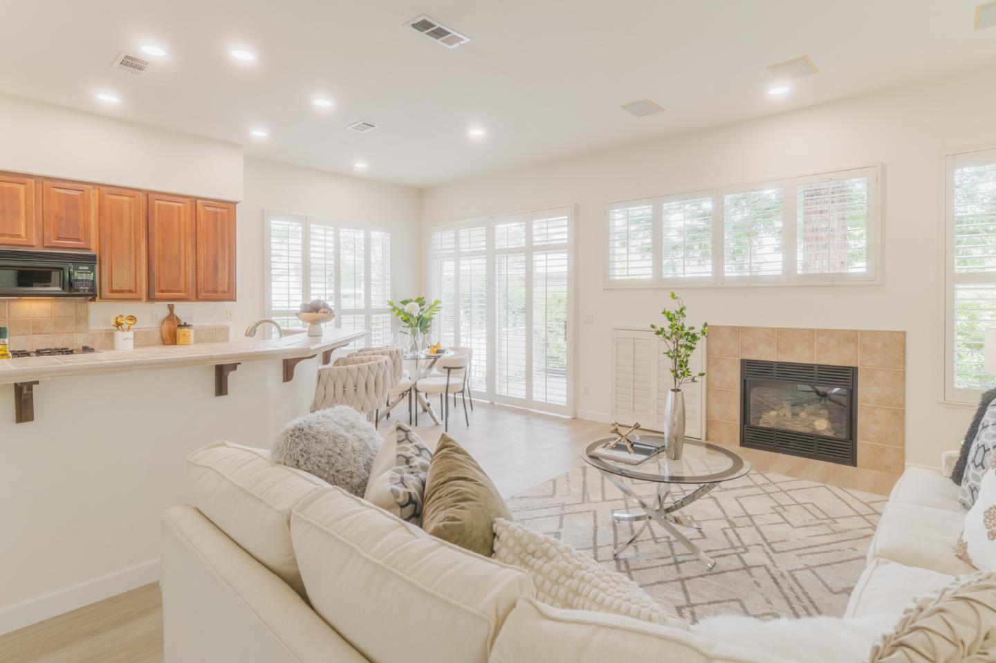 Photo #26: ML82044577 Listing: Photo #26