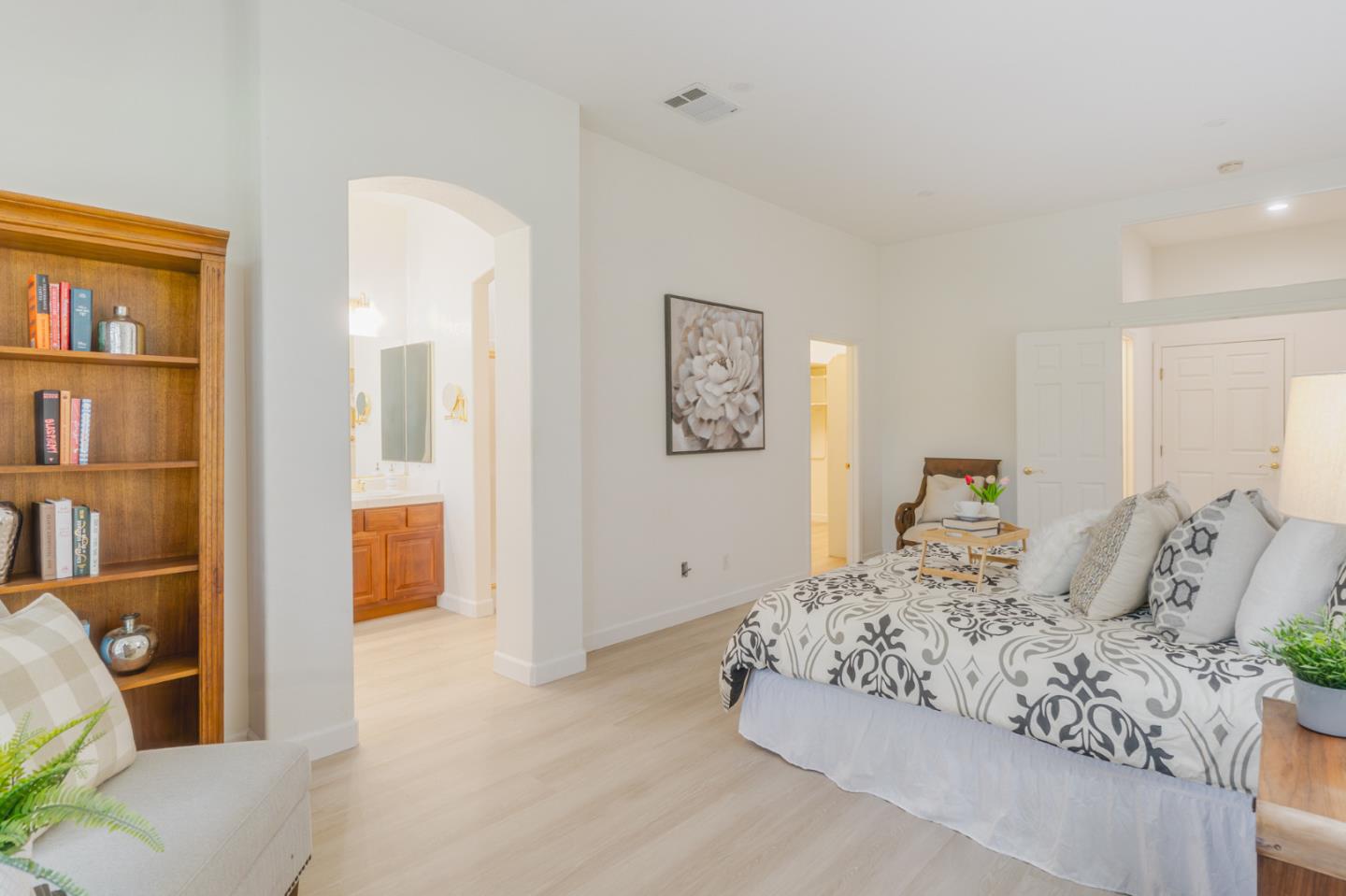 Photo #42: ML82044577 Listing: Photo #42