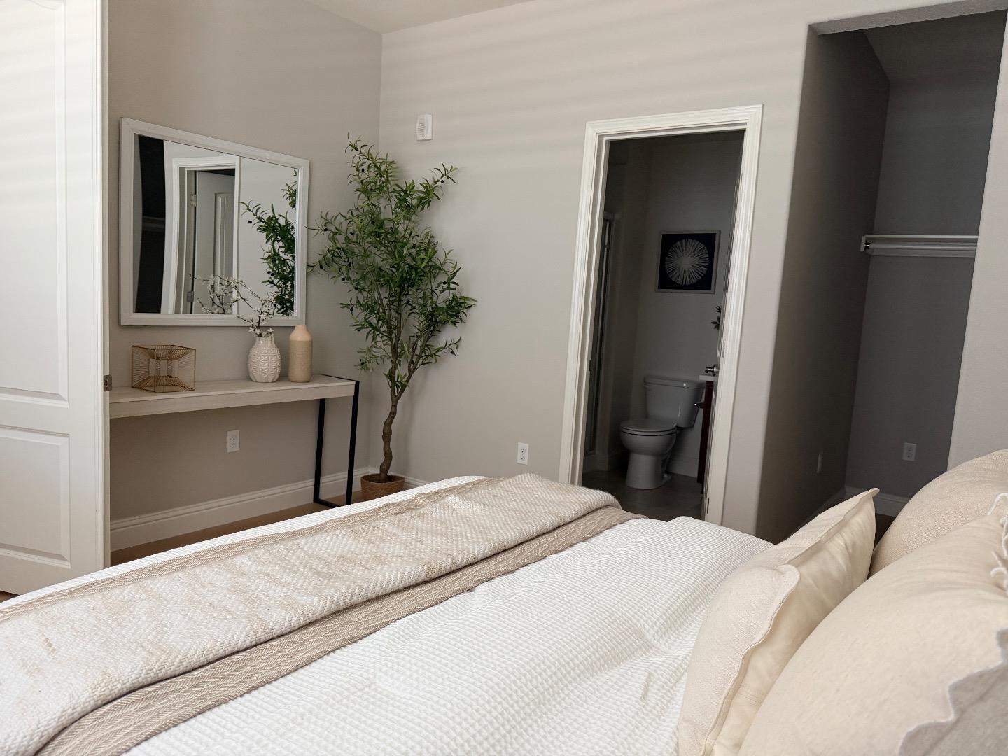 Photo #2: ML82044584 Listing: Photo #2