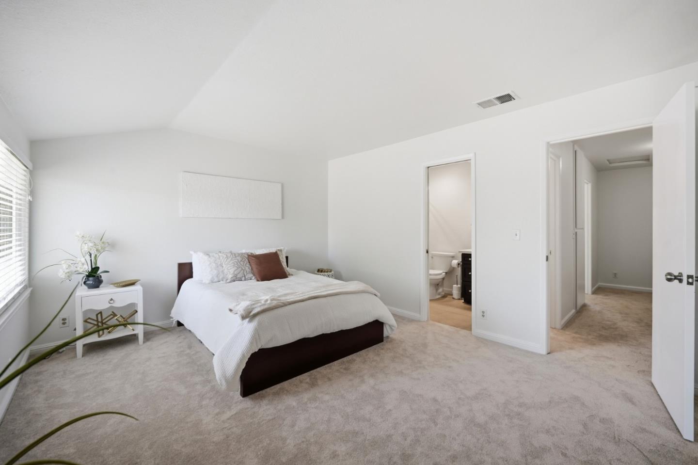 Photo #13: ML82044605 Listing: Photo #13