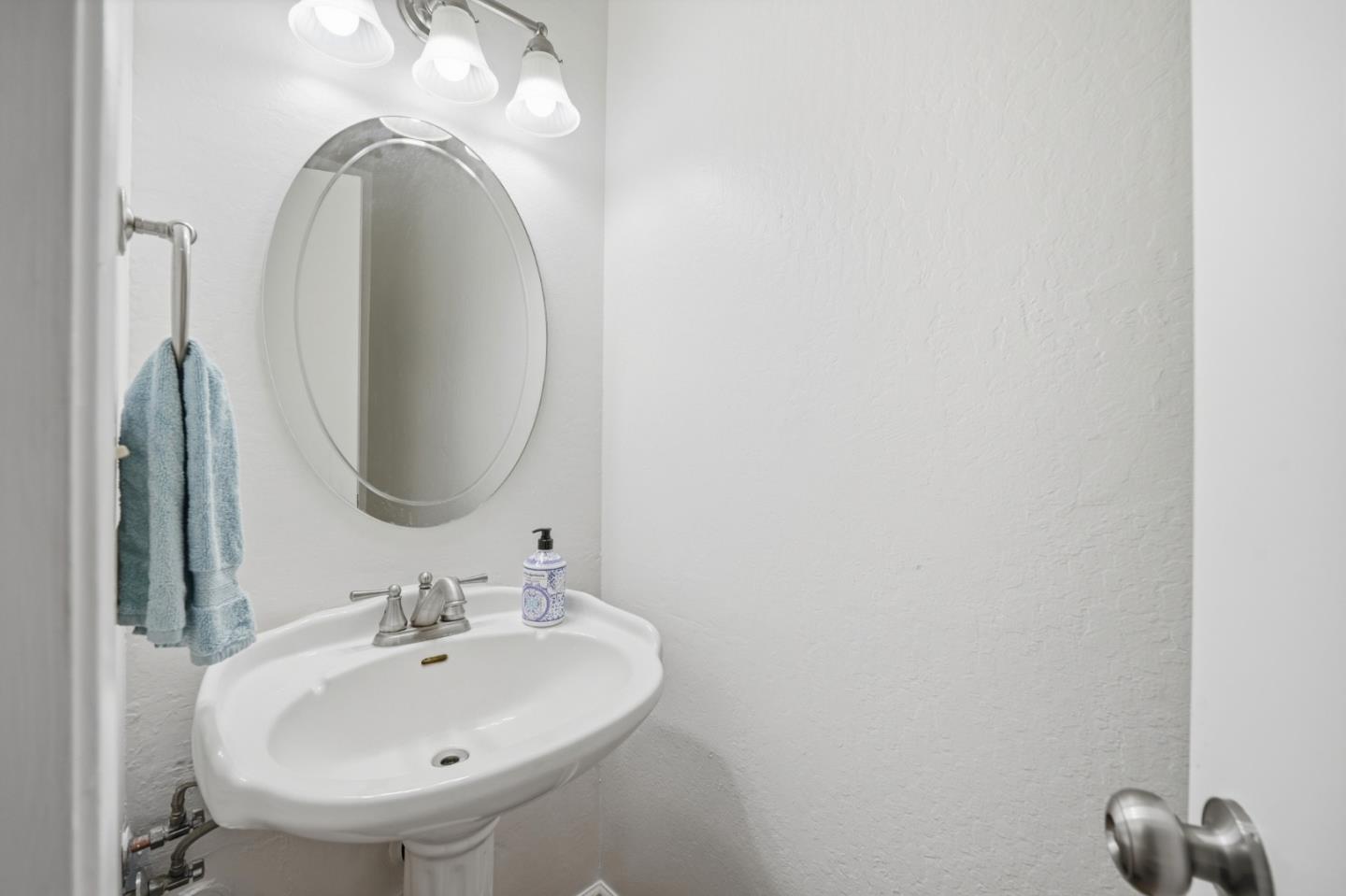 Photo #18: ML82044605 Listing: Photo #18