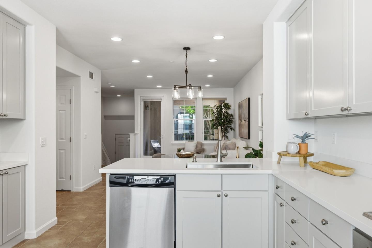 Photo #11: ML82044609 Listing: Photo #11