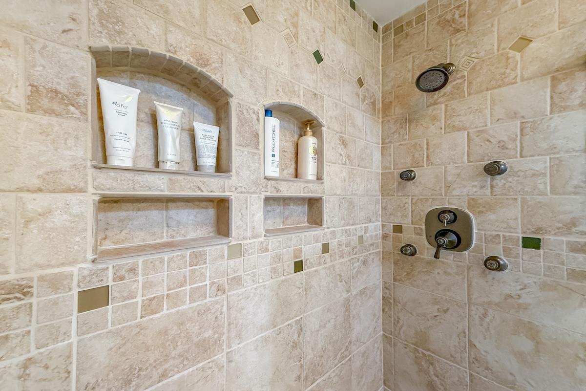 Photo #44: ML82044610 Listing: Photo #44