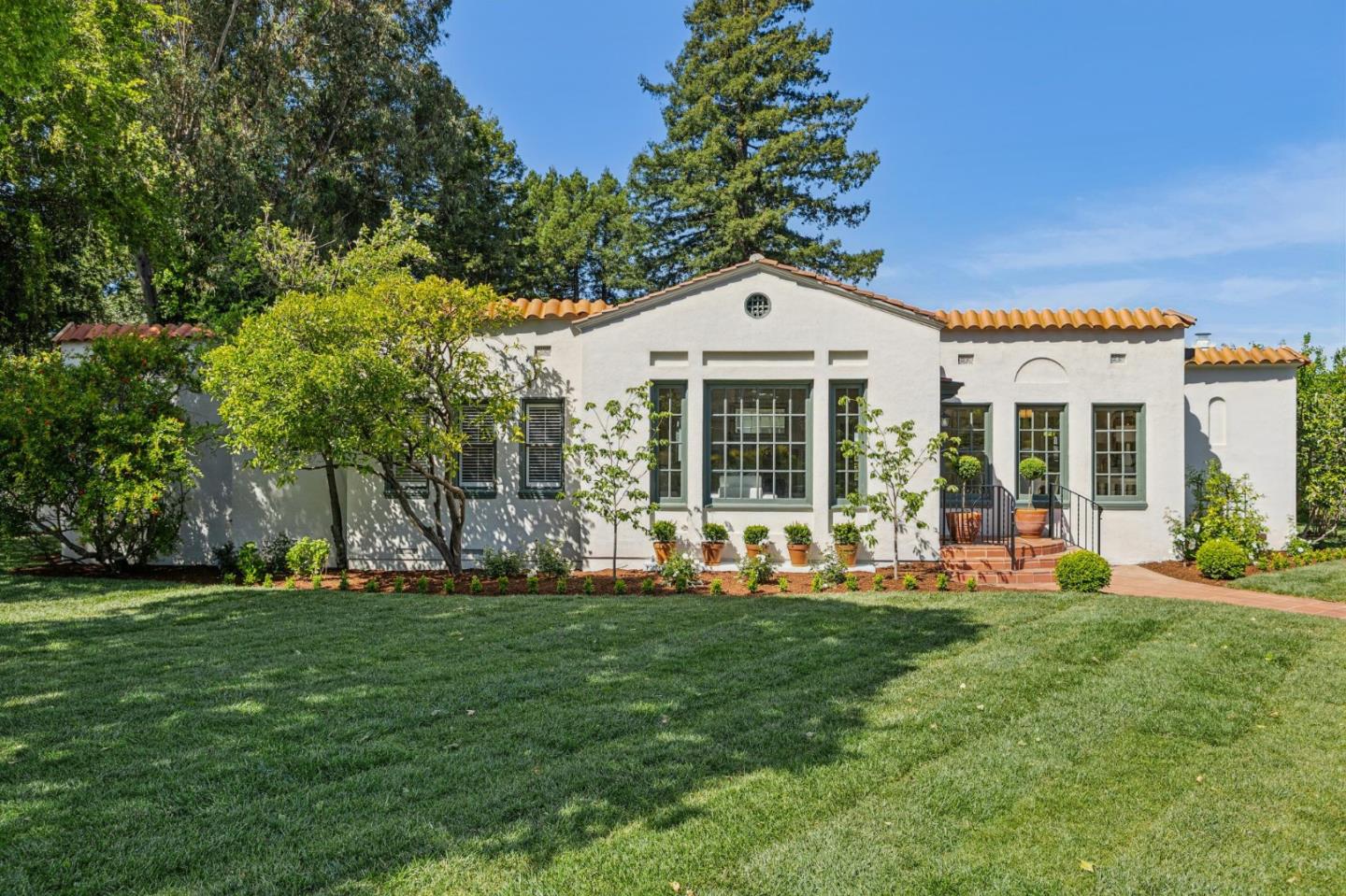 Front Image Thumbnail for ML82044617