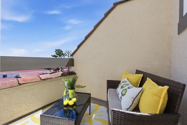 Front Image Thumbnail for ML82044634