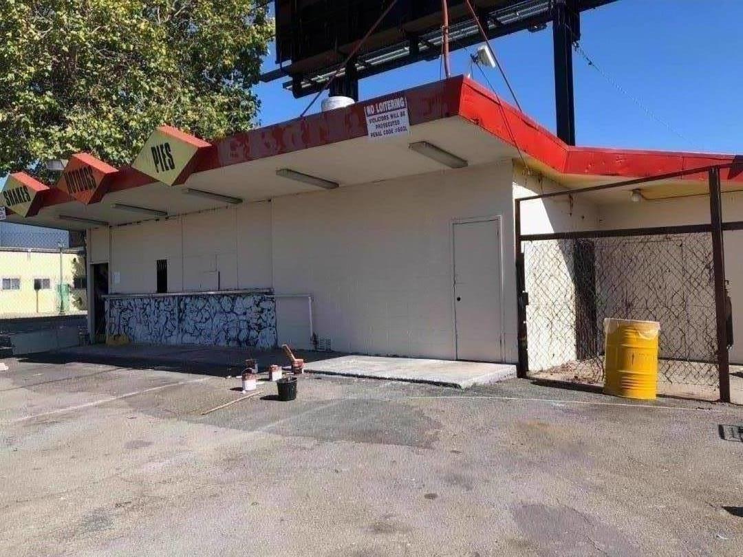 Front Image Thumbnail for ML82044644