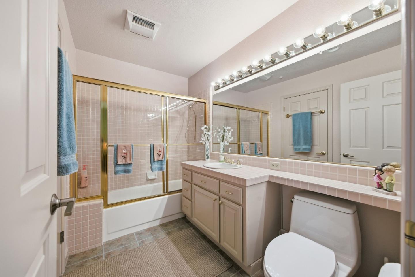 Photo #11: ML82044656 Listing: Photo #11
