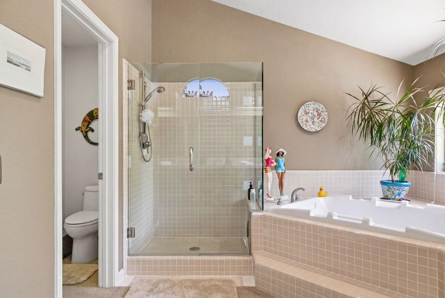 Photo #16: ML82044656 Listing: Photo #16