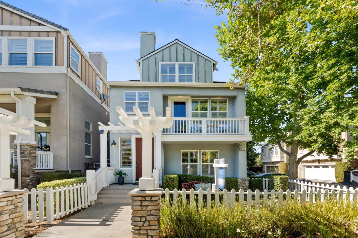 Front Image Thumbnail for ML82044660