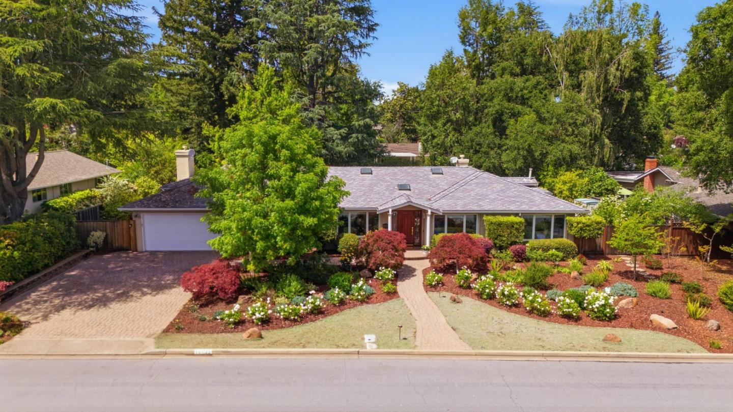 Front Image Thumbnail for ML82044682