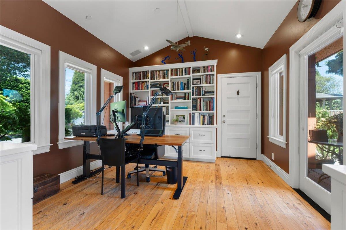 100 Mentel Avenue, Santa Cruz, CA, 95062