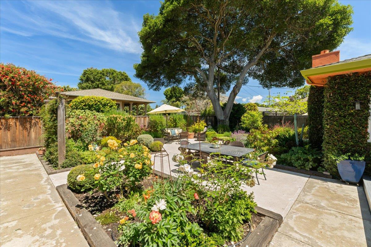 100 Mentel Avenue, Santa Cruz, CA, 95062