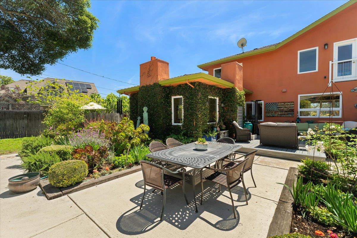 100 Mentel Avenue, Santa Cruz, CA, 95062