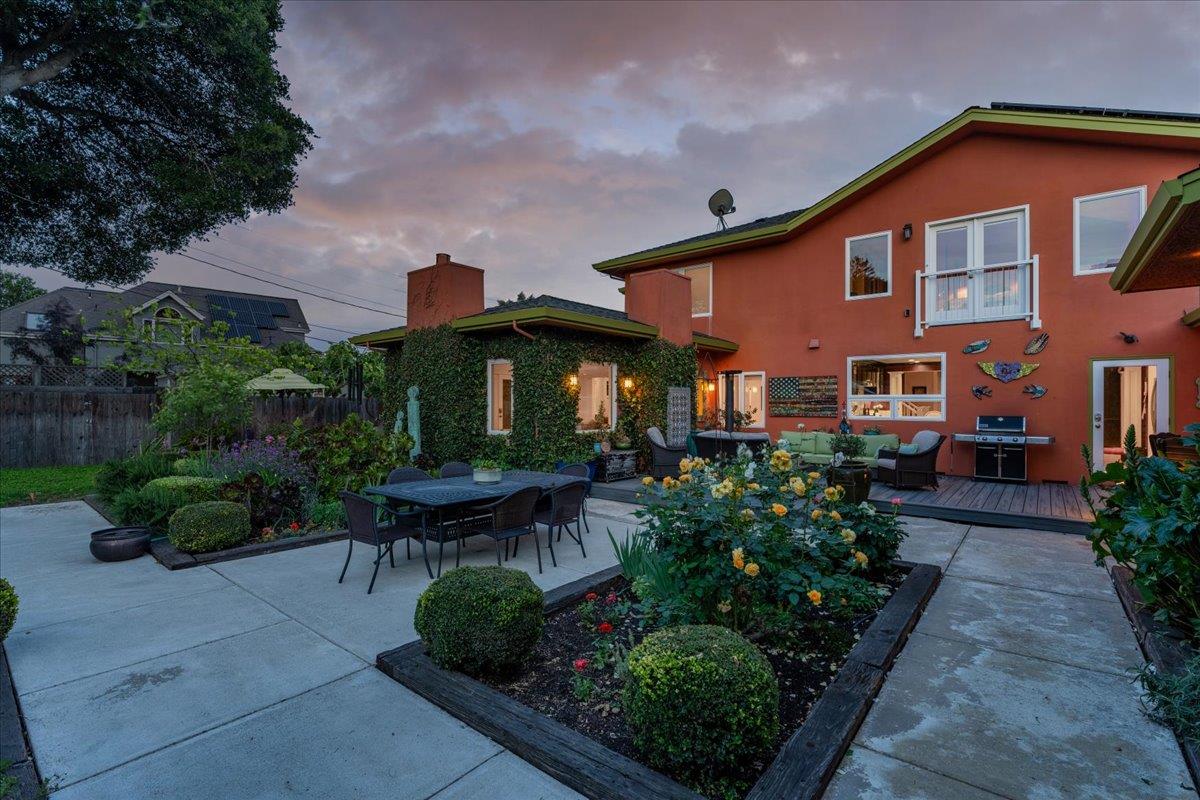 100 Mentel Avenue, Santa Cruz, CA, 95062
