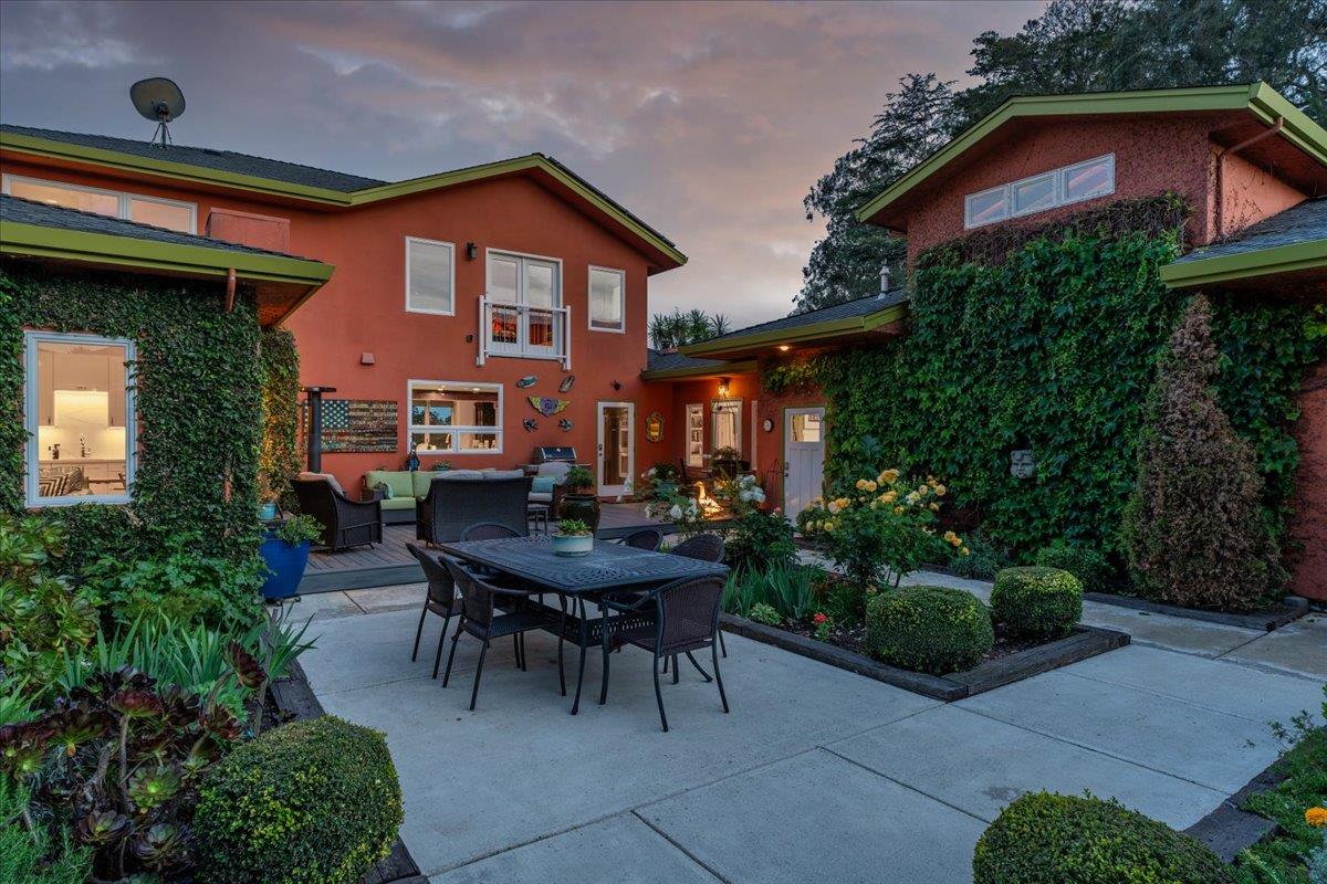100 Mentel Avenue, Santa Cruz, CA, 95062