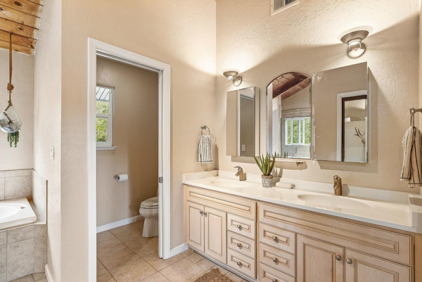 345 Eagle Road, Scotts Valley, CA, 95066
