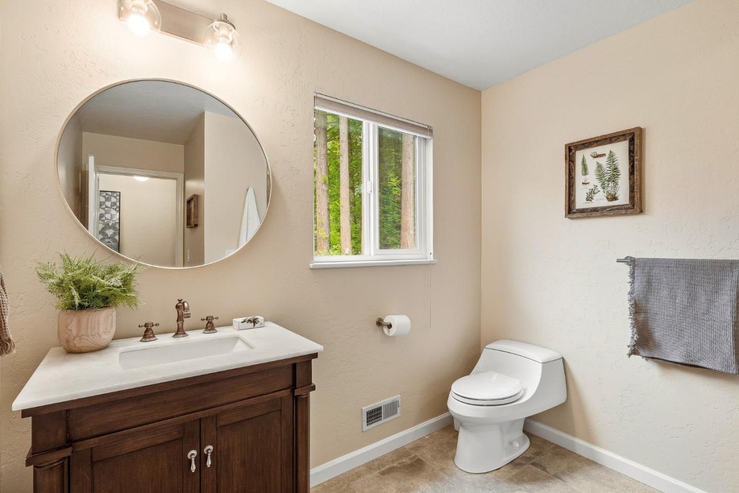 345 Eagle Road, Scotts Valley, CA, 95066