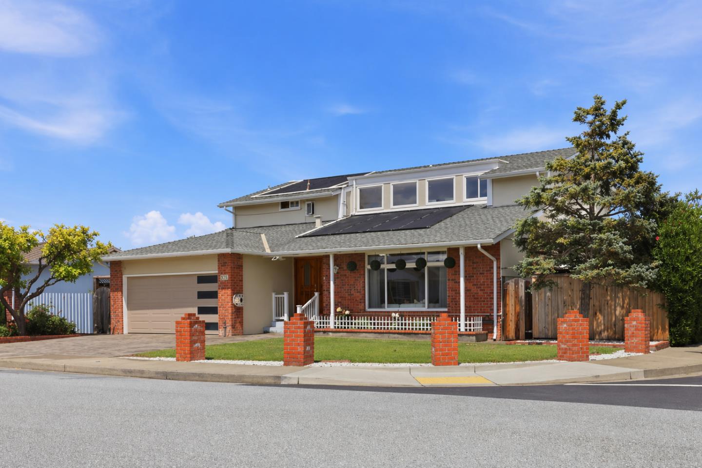 673 Harvester Drive, Foster City, CA, 94404