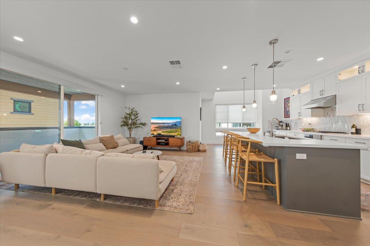 Photo #4: ML82044763 Listing: Photo #4