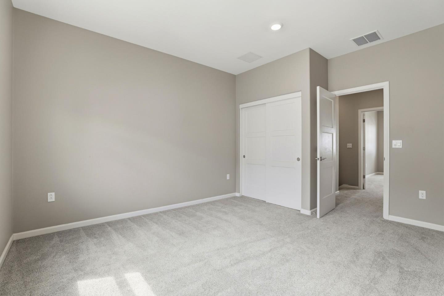 Photo #23: ML82044779 Listing: Photo #23