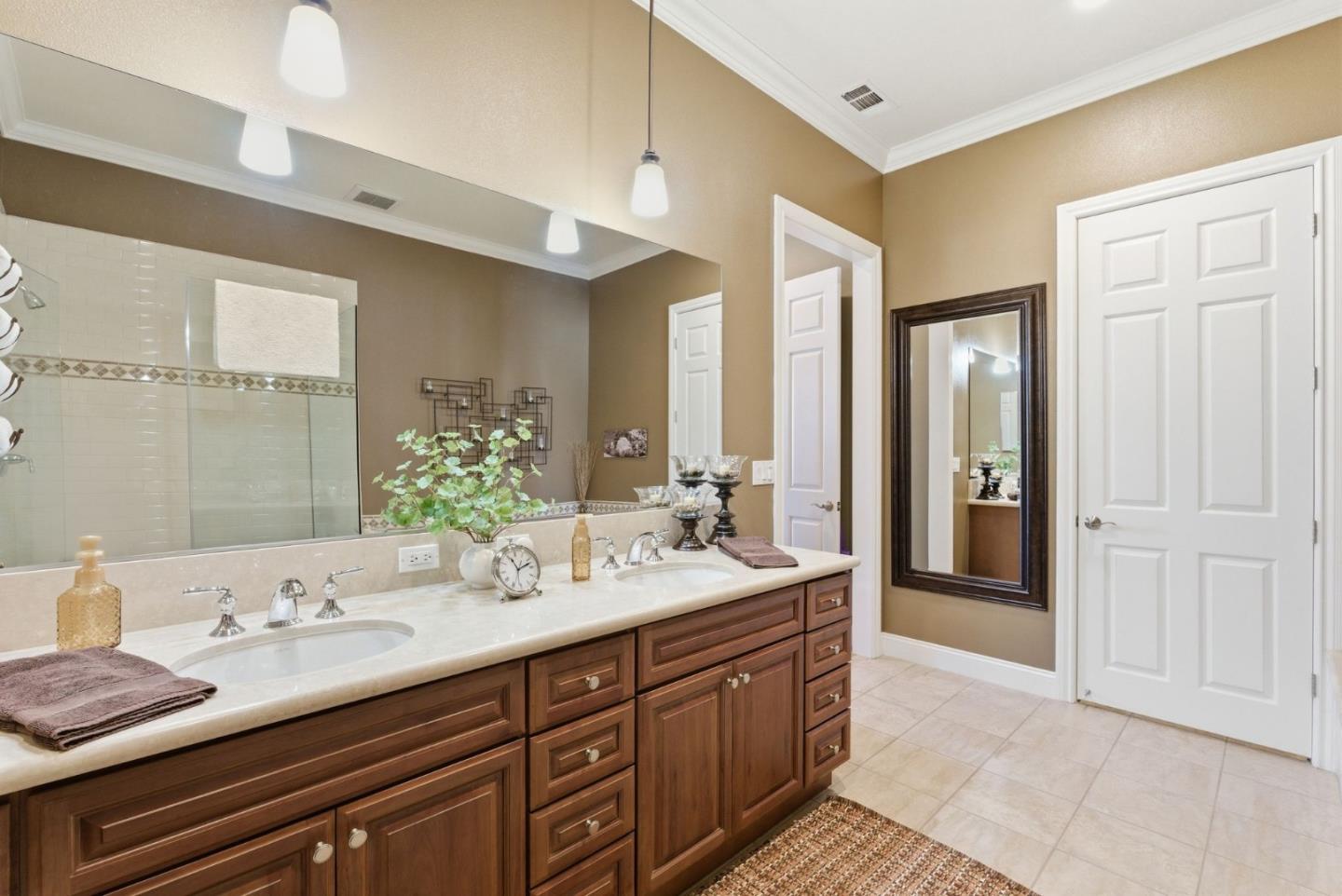 Photo #11: ML82044787 Listing: Photo #11