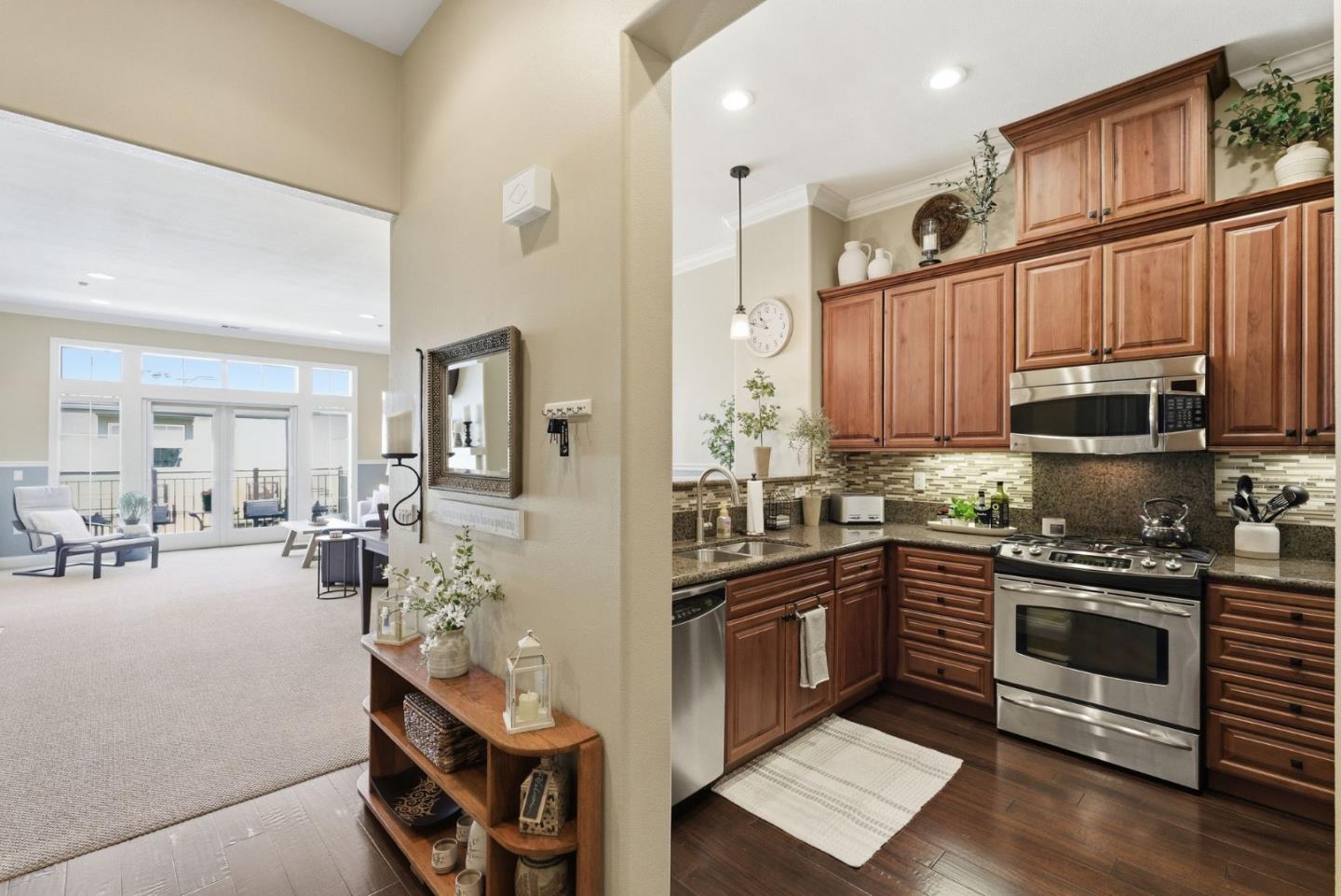 Photo #5: ML82044787 Listing: Photo #5