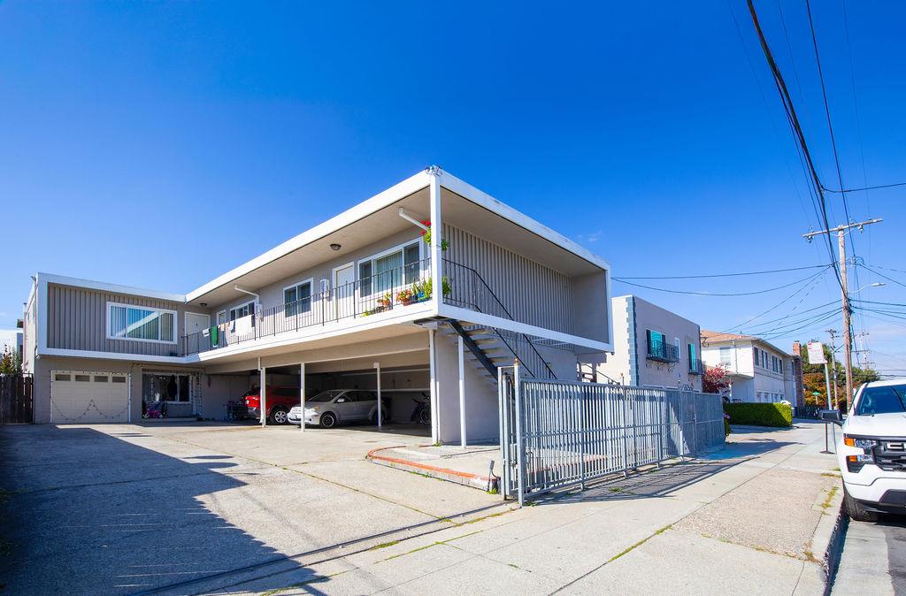 Front Image Thumbnail for ML82044805