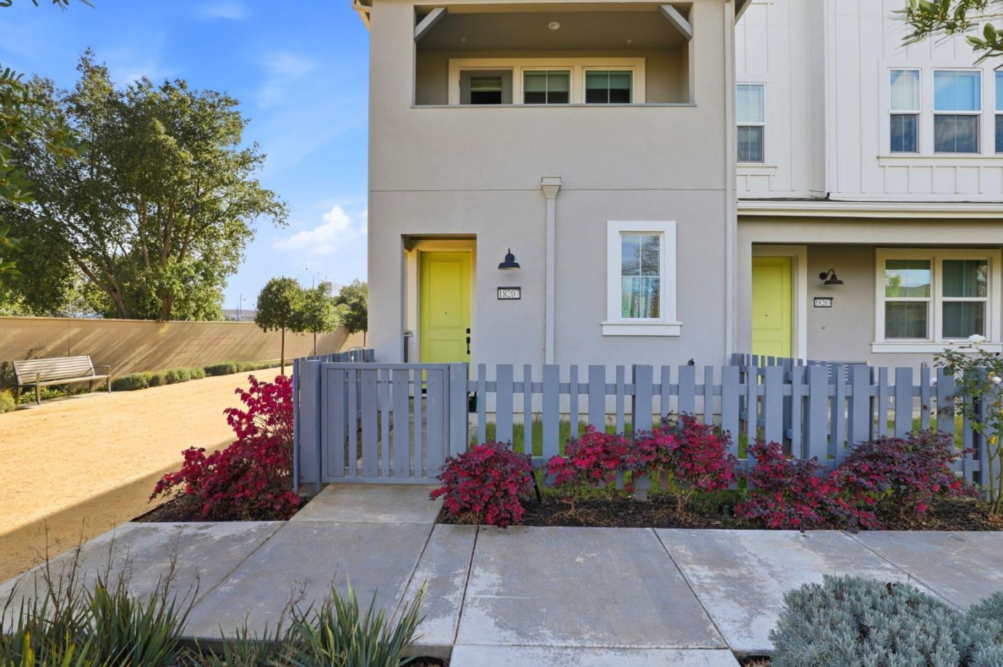 Photo #2: ML82044806 Listing: Photo #2