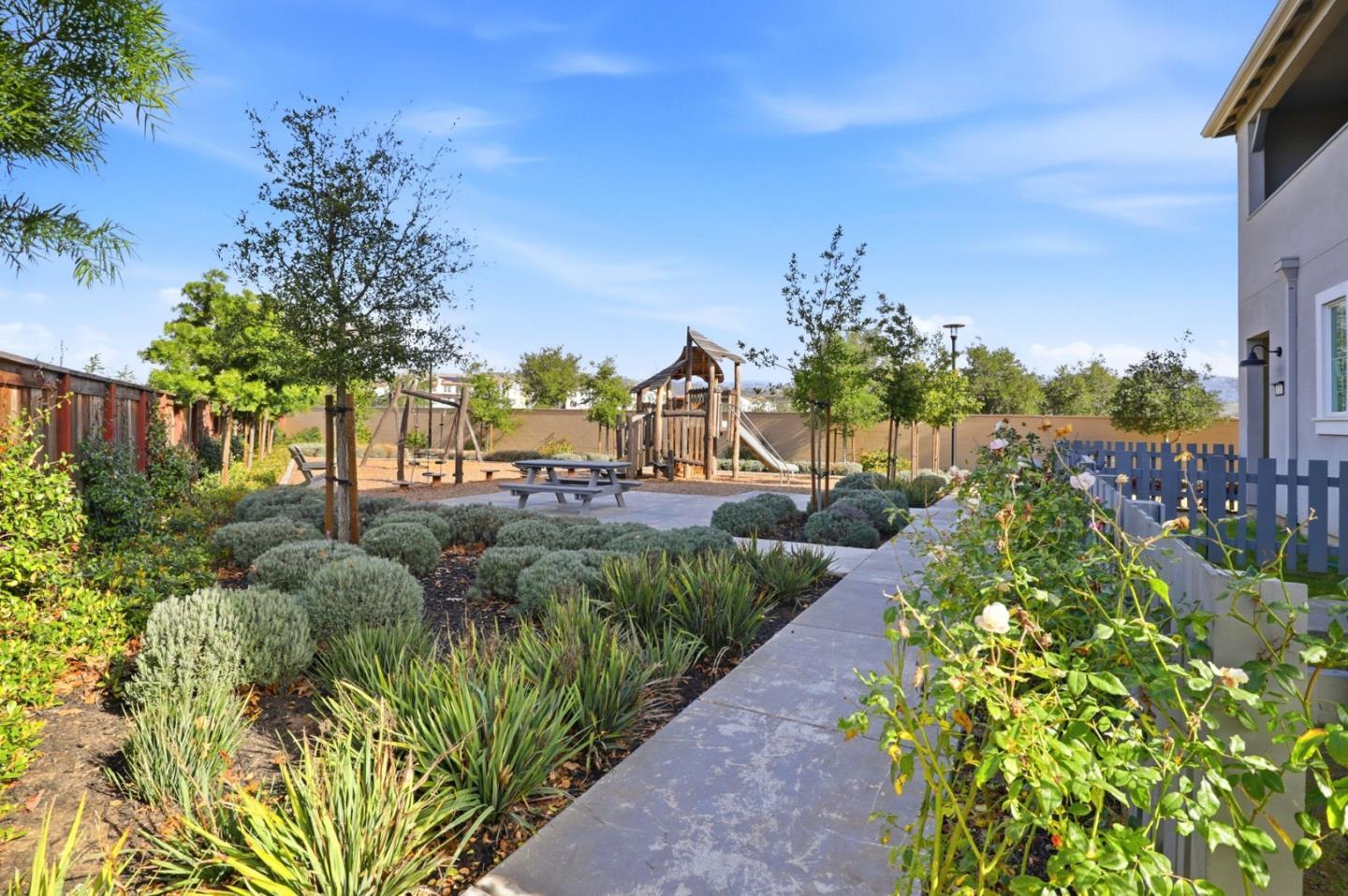 Photo #38: ML82044806 Listing: Photo #38