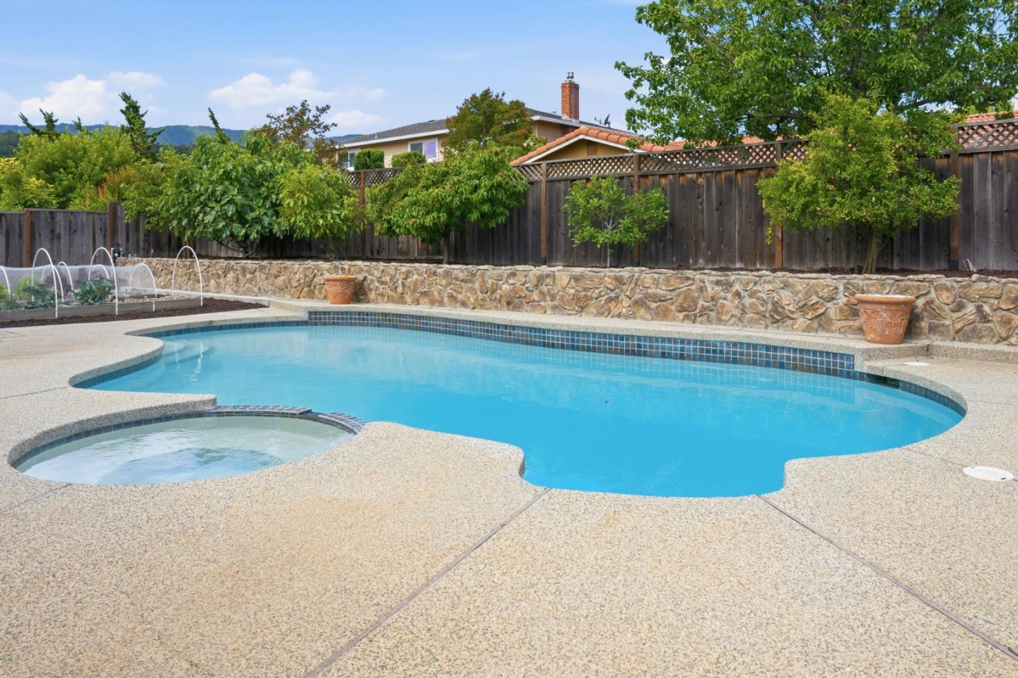 6165 Calle Del Conejo