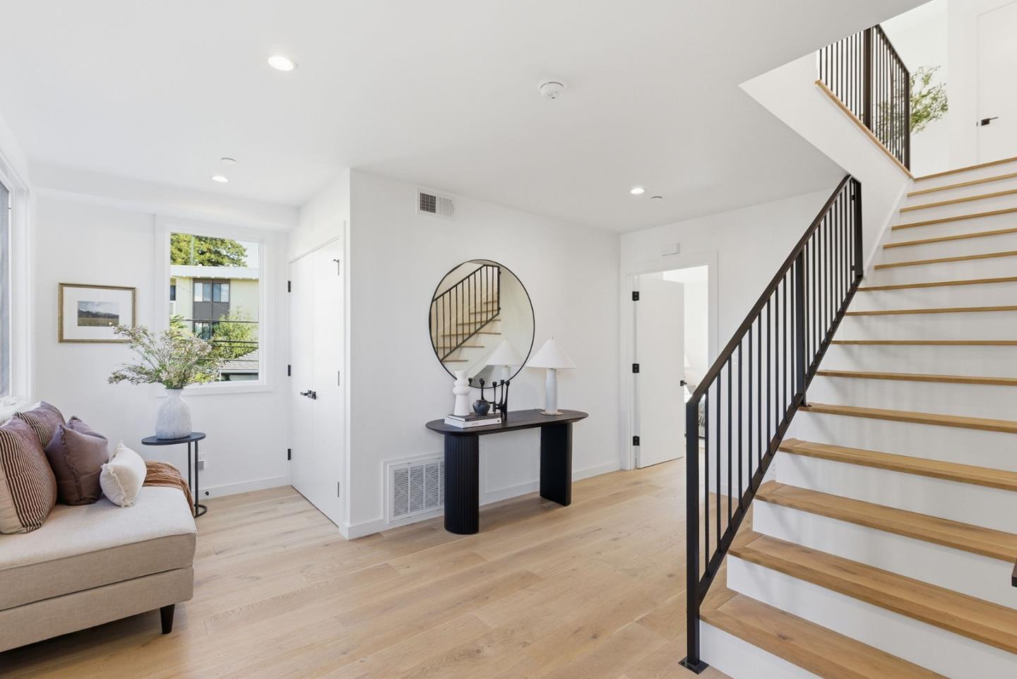 Photo #2: ML82044830 Listing: Photo #2