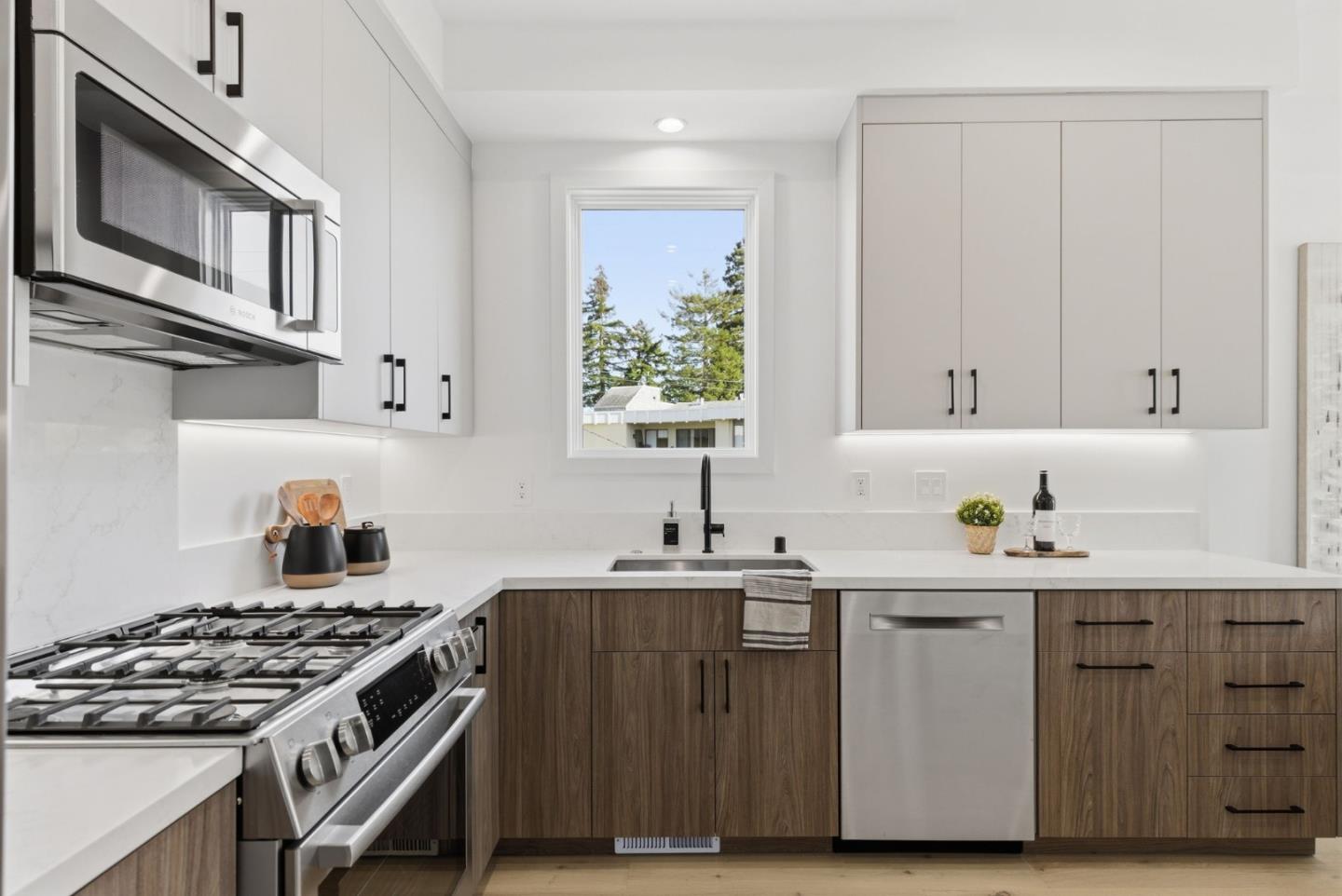 Photo #8: ML82044830 Listing: Photo #8