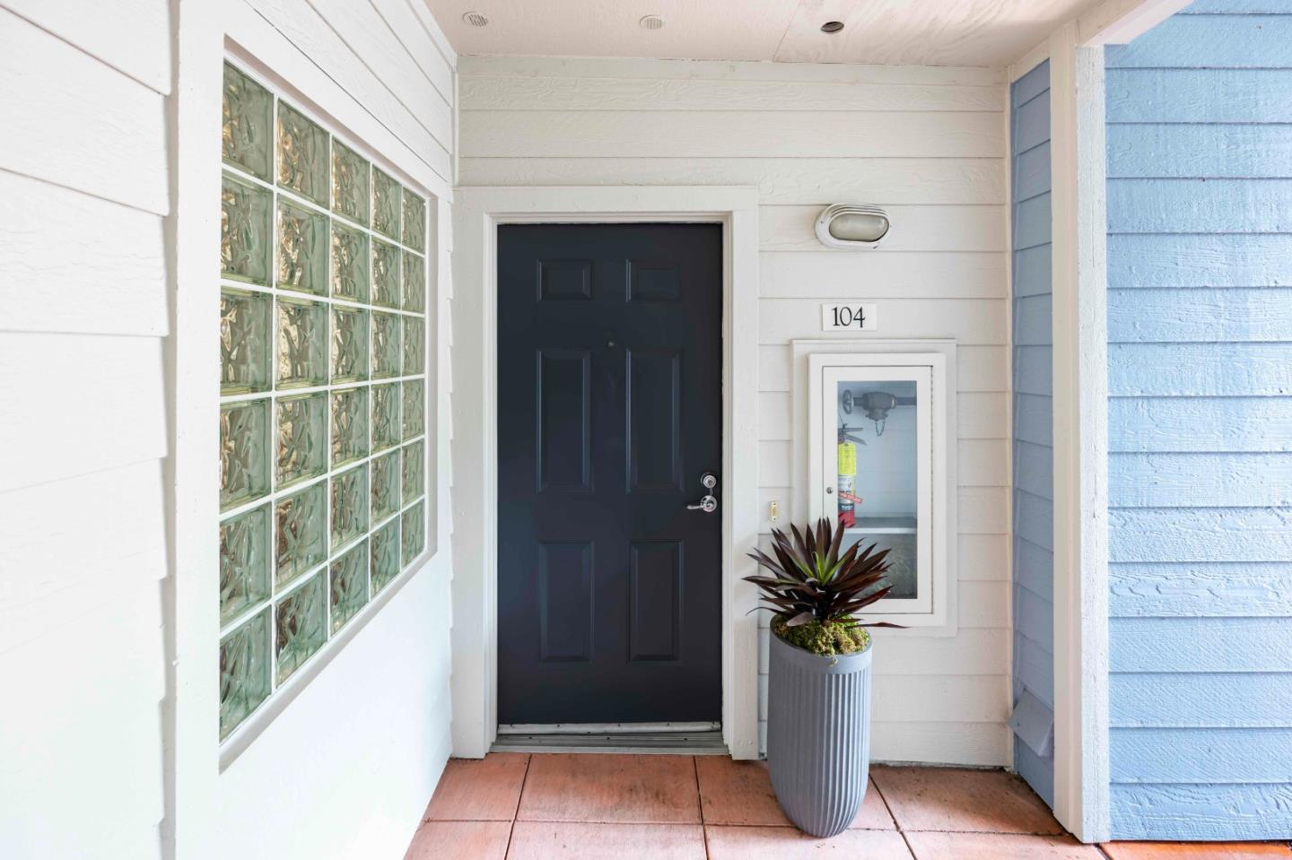 Photo #4: ML82044852 Listing: Photo #4