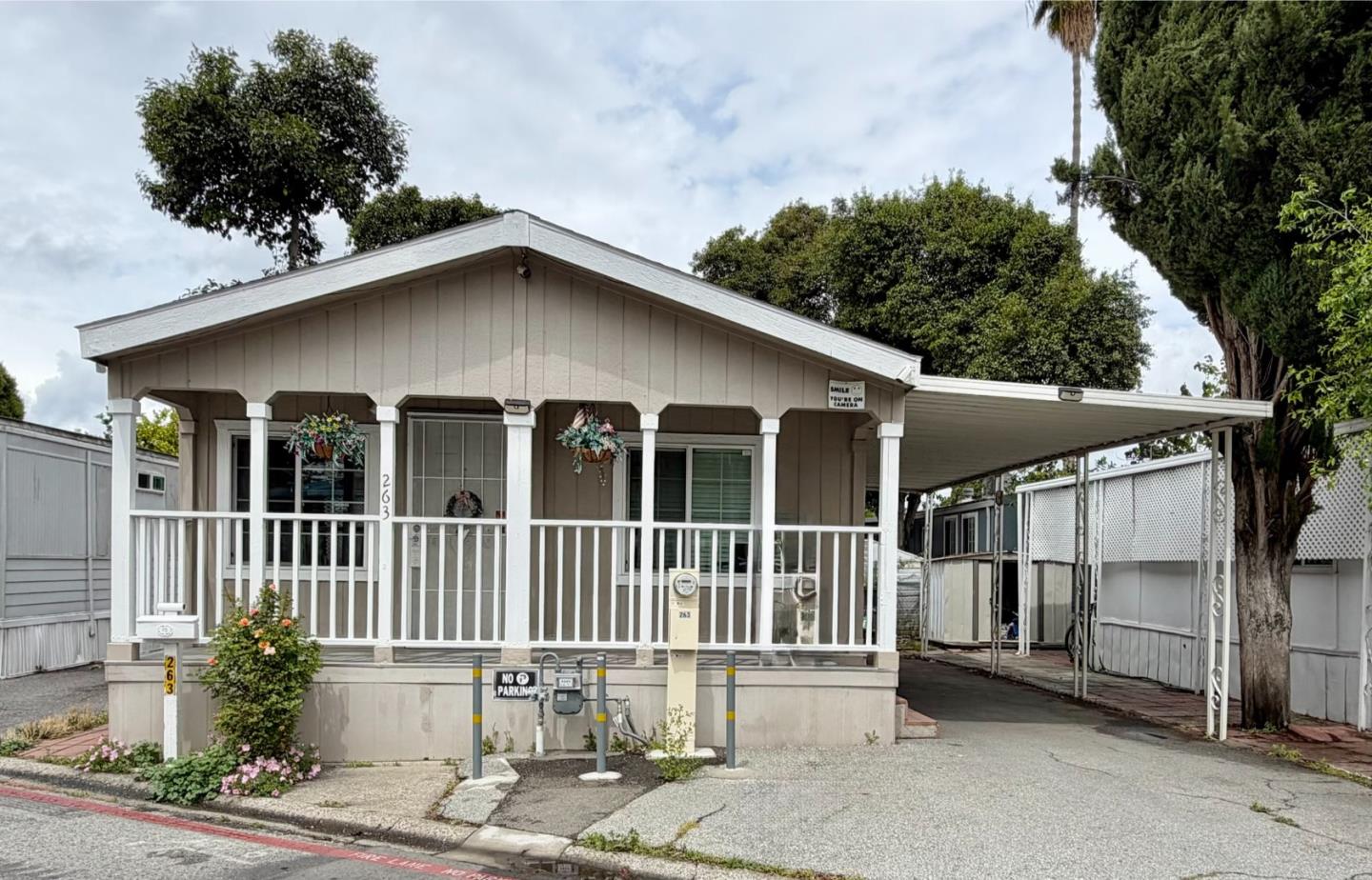 Front Image Thumbnail for ML82044855