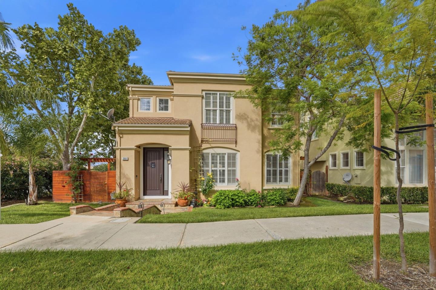 1090 White Drive, Santa Clara, CA, 95051