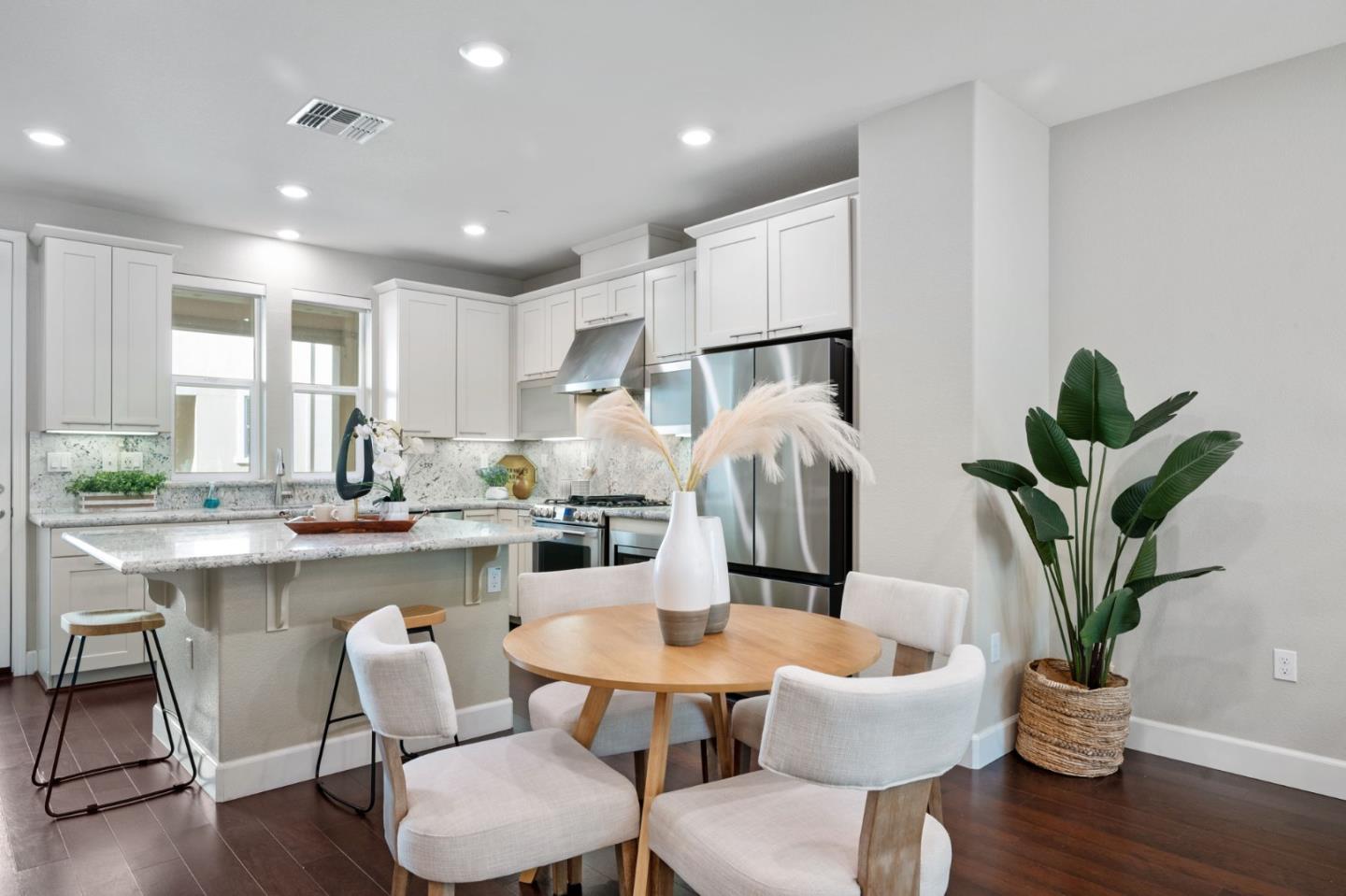 Photo #15: ML82044892 Listing: Photo #15