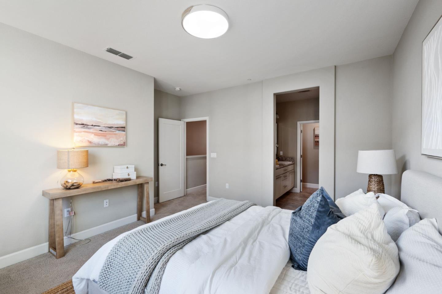 Photo #31: ML82044892 Listing: Photo #31