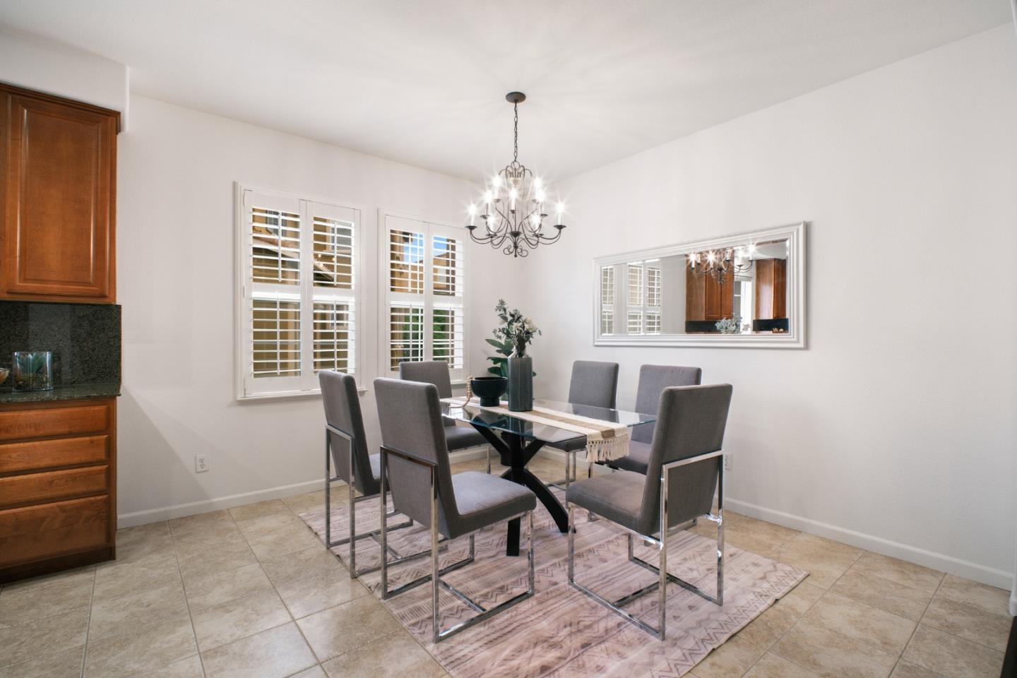 Photo #10: ML82044897 Listing: Photo #10