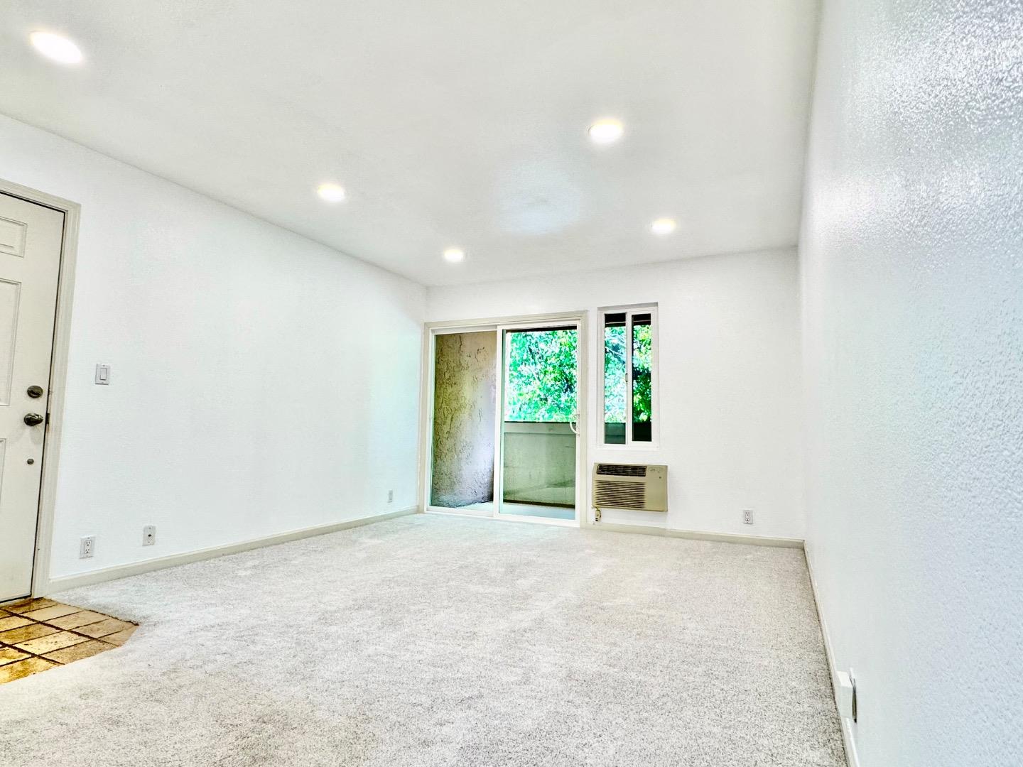 Photo #5: ML82044902 Listing: Photo #5